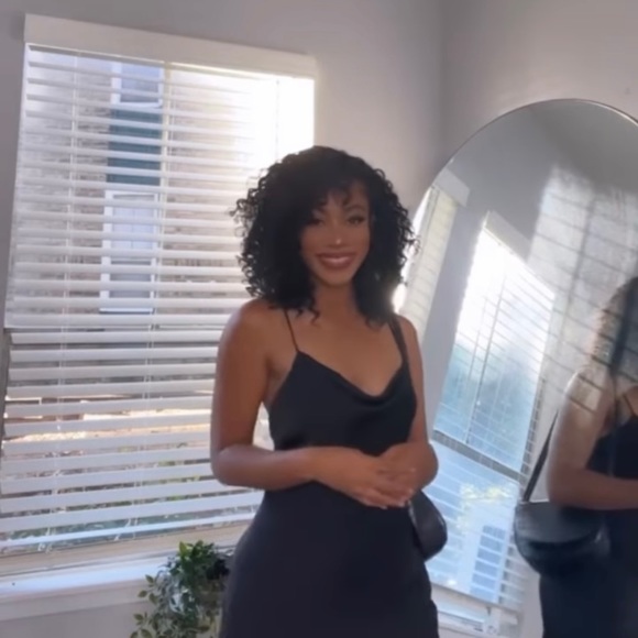 Brand new GORGIUS Natural Boho Curly Bang 12” Wig 🌷 - Picture 6 of 14